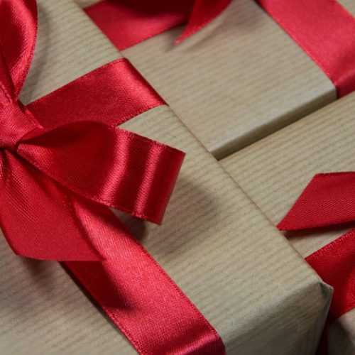 Jaki prezent dla mężczyzny? Wybór idealnego upominku